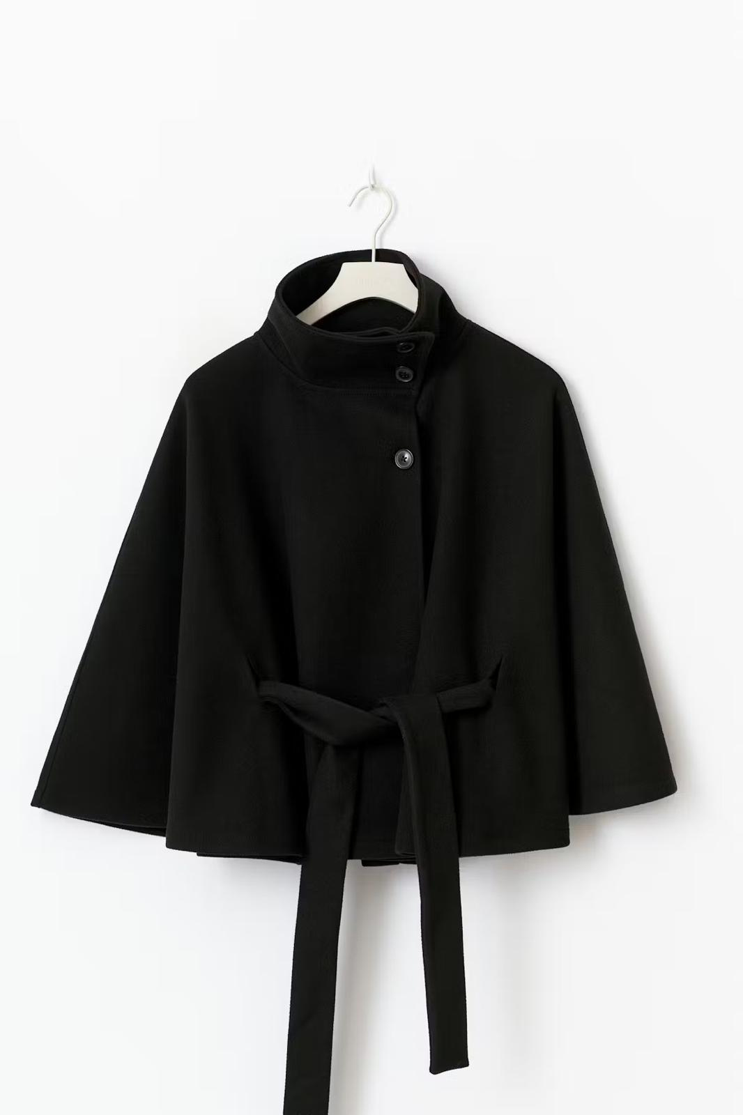 Belt cape jacket