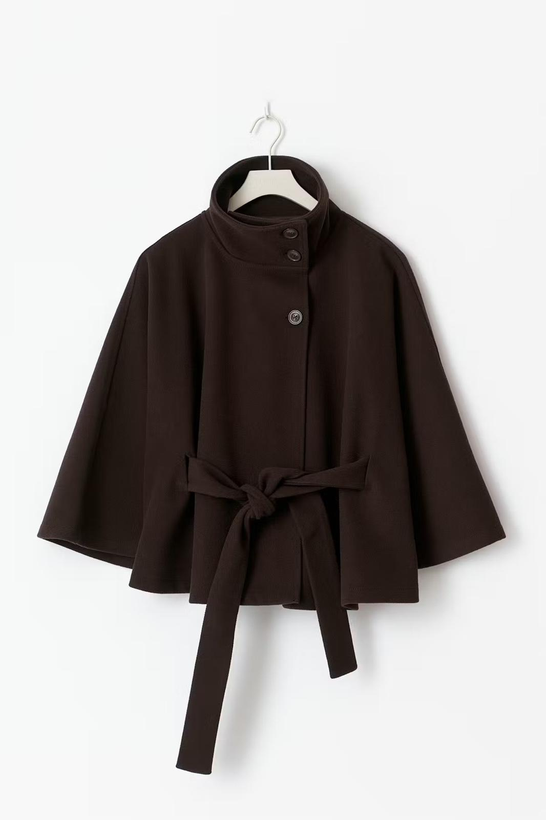 Belt cape jacket